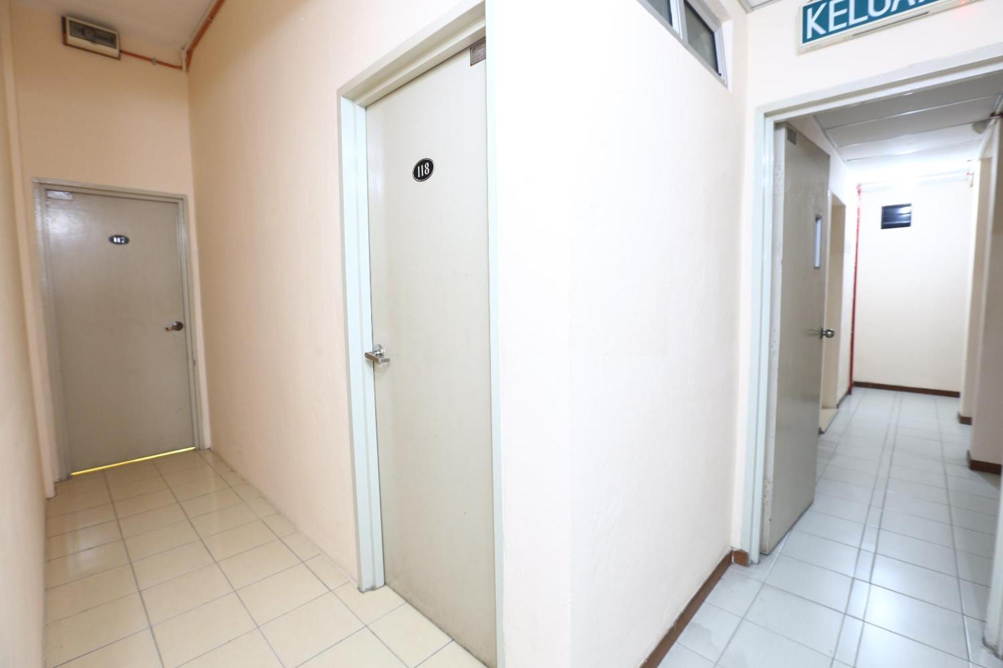 קוטה בארו Super Oyo 89651 Harmoni Hotel מראה חיצוני תמונה